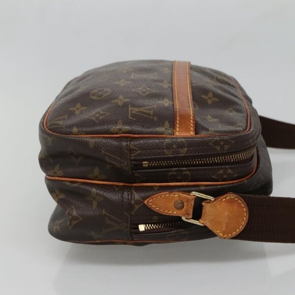 LOUIS VUITTON Monogram Reporter PM Shoulder Bag - Picture 4 of 16